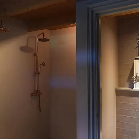 Leuk! Slapen فندق مبيت وإفطار *